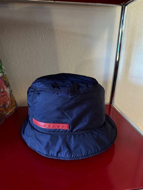prada angler hut